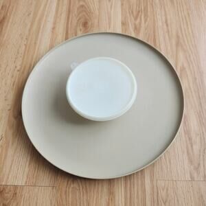 Vintage Tupperware Dip N Serve 492-2 Beige Round Chip Veggie Tray Bowl Lid USA